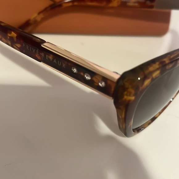 Prive Revaux Tortiose Cat Eye Timeless Sunglasses - Picture 5 of 11